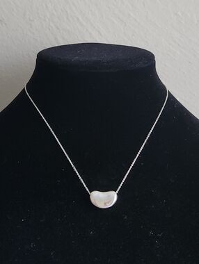 Tiffany & Co. Large Bean Elsa Peretti Sterling Silver Necklace